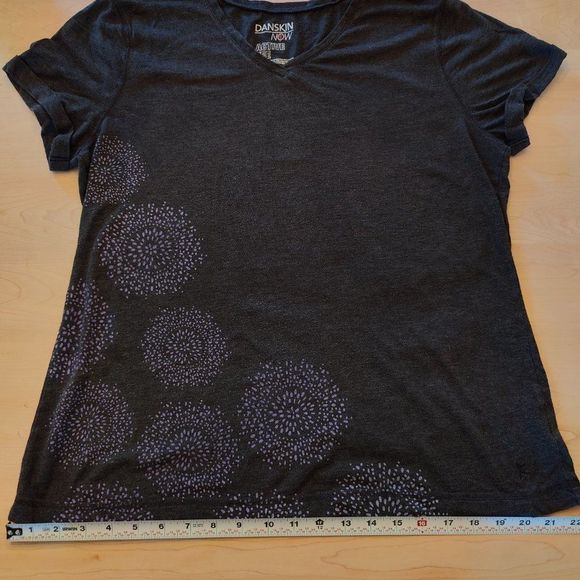 Danskin Now Active tee workout tee with gray and purple print, cuffed sleeves M - Picture 9 of 11